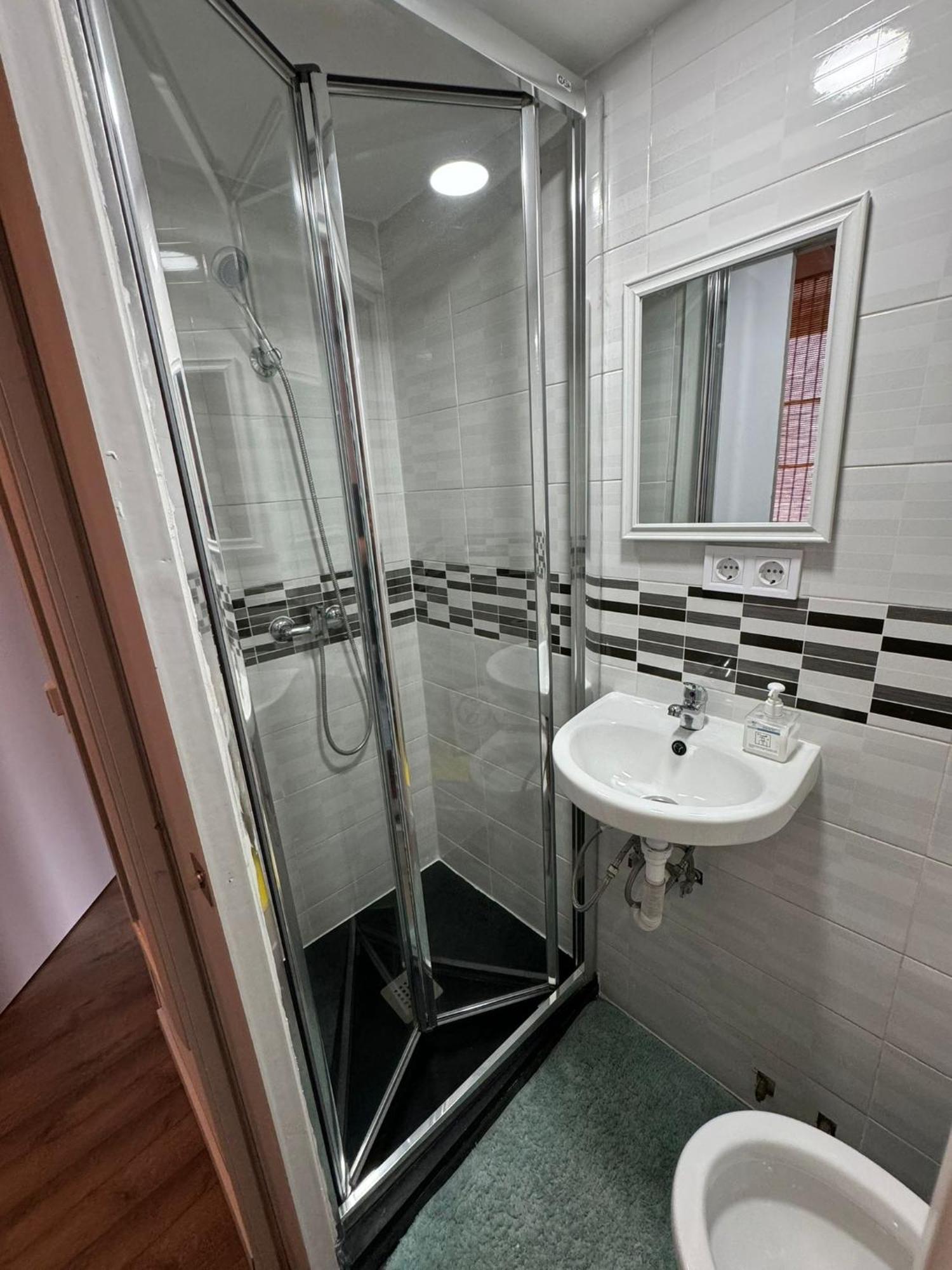 Alanta Apartments マドリード エクステリア 写真